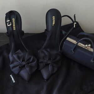 Express Women's Black Bow Heels